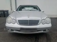 Gebraucht Mercedes C180 130 PS (95 kW) 2001 Silber Limousine