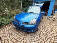 Używany Renault Clio II 107 KM (78 kW) 2002 Niebieski Hatchback