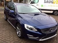 Gebraucht Volvo V60 Ocean Race 181 PS (133 kW) 2015 Blau metallic Kombi
