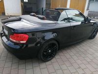 Gebraucht BMW 120 Cabriolet 177 PS (130 kW) 2011 Schwarz Cabrio