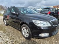 Gebraucht Skoda Octavia Ambiente 105 PS (77 kW) 2011 Schwarz Kombi