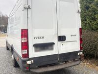 Gebraucht Iveco Daily 146 PS (107 kW) 2014 Weiß Van / Kleinbus