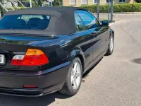 Gebraucht BMW 325 Cabriolet 175 PS (128 kW) 2001 Schwarz Cabrio