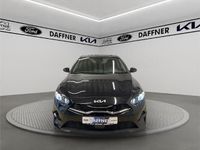Neu Kia Ceed 140 PS (102 kW) 2025 (1k) black pearl m Kleinwagen