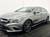 Gebraucht Mercedes CLA200 156 PS (114 kW) 2016 Grau Limousine