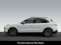 Second-hand Porsche Cayenne 462 CP (339 kW) 2018 Alb SUV