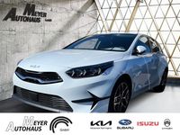 Neu Kia Ceed 140 PS (102 kW) 2025 Cararraweiss Kleinwagen