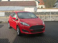 Gebraucht Ford Fiesta 80 PS (58 kW) 2014 Rot Kleinwagen