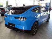 Gebraucht Ford Mustang Mach-E GT Extended Range 358 kW (487 PS) 2022 Grabber blue metallic SUV