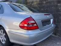 Gebraucht Mercedes E350 Avantgarde 272 PS (200 kW) 2005 Silber Limousine
