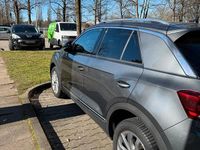 Gebraucht VW T-Roc Style 150 PS (110 kW) 2022 Grau SUV