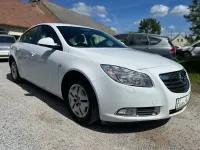Gebraucht Opel Insignia 140 PS (102 kW) 2012 Weiß Limousine
