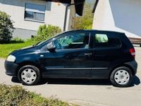 Second-hand VW Fox Basis 54 CP (39 kW) 2006 Negru Hatchback