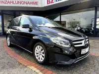 Gebraucht Mercedes B200 136 PS (100 kW) 2015 Schwarz Kleinwagen