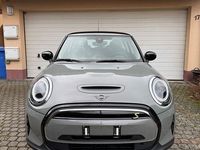 Gebraucht Mini Cooper SE 135 kW (184 PS) 2022 Grau Kleinwagen
