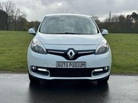 Gebraucht Renault Scénic III 116 PS (85 kW) 2016 Weiß Van / Kleinbus