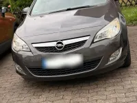 Usata Opel Astra 101 CV (74 kW) 2011 Utilitaria