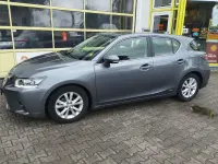 Gebraucht Lexus CT200h 99 PS (72 kW) 2016 Grau Limousine