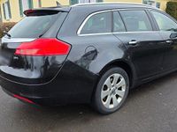 Gebraucht Opel Insignia Cosmo 160 PS (117 kW) 2009 Schwarz Kombi