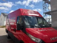 Gebraucht Iveco Daily 170 PS (125 kW) 2014 Rot Van / Kleinbus