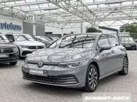 Gebraucht VW Golf VIII Active 150 PS (110 kW) 2022 Mondsteingrau (grau) Limousine