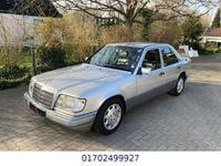 Gebraucht Mercedes E280 193 PS (141 kW) 1995 Silber Limousine