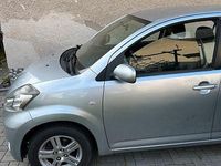 Gebraucht Daihatsu Sirion 91 PS (66 kW) 2009 Silber Kleinwagen
