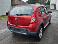 Gebraucht Dacia Sandero Stepway 87 PS (63 kW) 2010 Rot Limousine