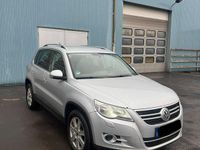Gebraucht VW Tiguan 140 PS (102 kW) 2008 Silber SUV