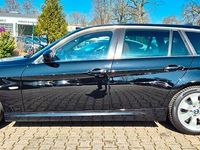 Gebraucht BMW 325 218 PS (160 kW) 2011 Schwarz Kombi