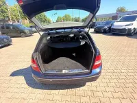 Gebraucht Mercedes C180 Avantgarde 120 PS (88 kW) 2012 Blau Limousine