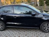 Second-hand VW Polo Allstar 90 CP (66 kW) 2016 Negru Hatchback