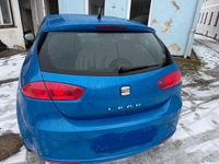 Second-hand Seat Leon 102 CP (75 kW) 2010 Albastru Hatchback