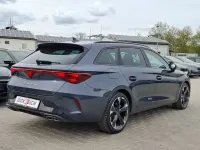 Używany Cupra Leon 150 KM (110 kW) 2025 Szary Sedan/Limuzyna