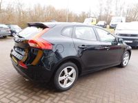 Gebraucht Volvo V40 190 PS (139 kW) 2018 Schwarz Limousine