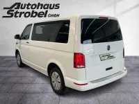 Gebraucht VW Multivan Family 150 PS (110 kW) 2021 Candyweiß Van / Kleinbus