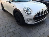 Gebraucht Mini Cooper D 116 PS (85 kW) 2018 Silber Kleinwagen