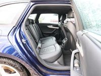 Second-hand Audi A4 S-Line 204 CP (150 kW) 2023 Albastru Break
