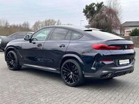 Gebraucht BMW X6 M 530 PS (389 kW) 2022 Carbonschwarz metallic (metallic) SUV