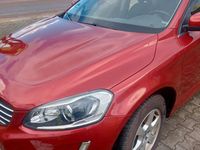 Gebraucht Volvo XC60 Momentum 220 PS (161 kW) 2016 Rot SUV