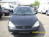 Second-hand Ford Focus 131 CP (96 kW) 2004 Negru Berlinǎ