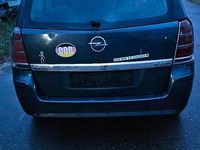 Gebraucht Opel Zafira 145 PS (106 kW) 2005 Grau Van / Kleinbus
