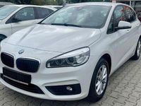 Gebraucht BMW 218 Active Tourer 136 PS (100 kW) 2016 Weiß Van / Kleinbus