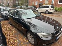 Gebraucht BMW 316 116 PS (85 kW) 2011 Schwarz Kombi