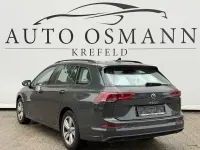 Gebraucht VW Golf VIII Life 116 PS (85 kW) 2022 Uranograu Kombi