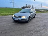 Gebraucht VW Passat 131 PS (96 kW) 2004 Grau Kombi