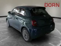 Neu Fiat 500 Icon 65 PS (47 kW) 2026 Ozean grün Limousine