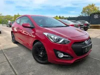 Gebraucht Hyundai i30 Sport 99 PS (72 kW) 2015 Rot Coupé