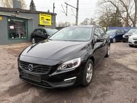 Gebraucht Volvo V60 150 PS (110 kW) 2016 Schwarz Kombi