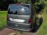 Gebraucht VW Multivan Highline 199 PS (146 kW) 2019 Grau Van
